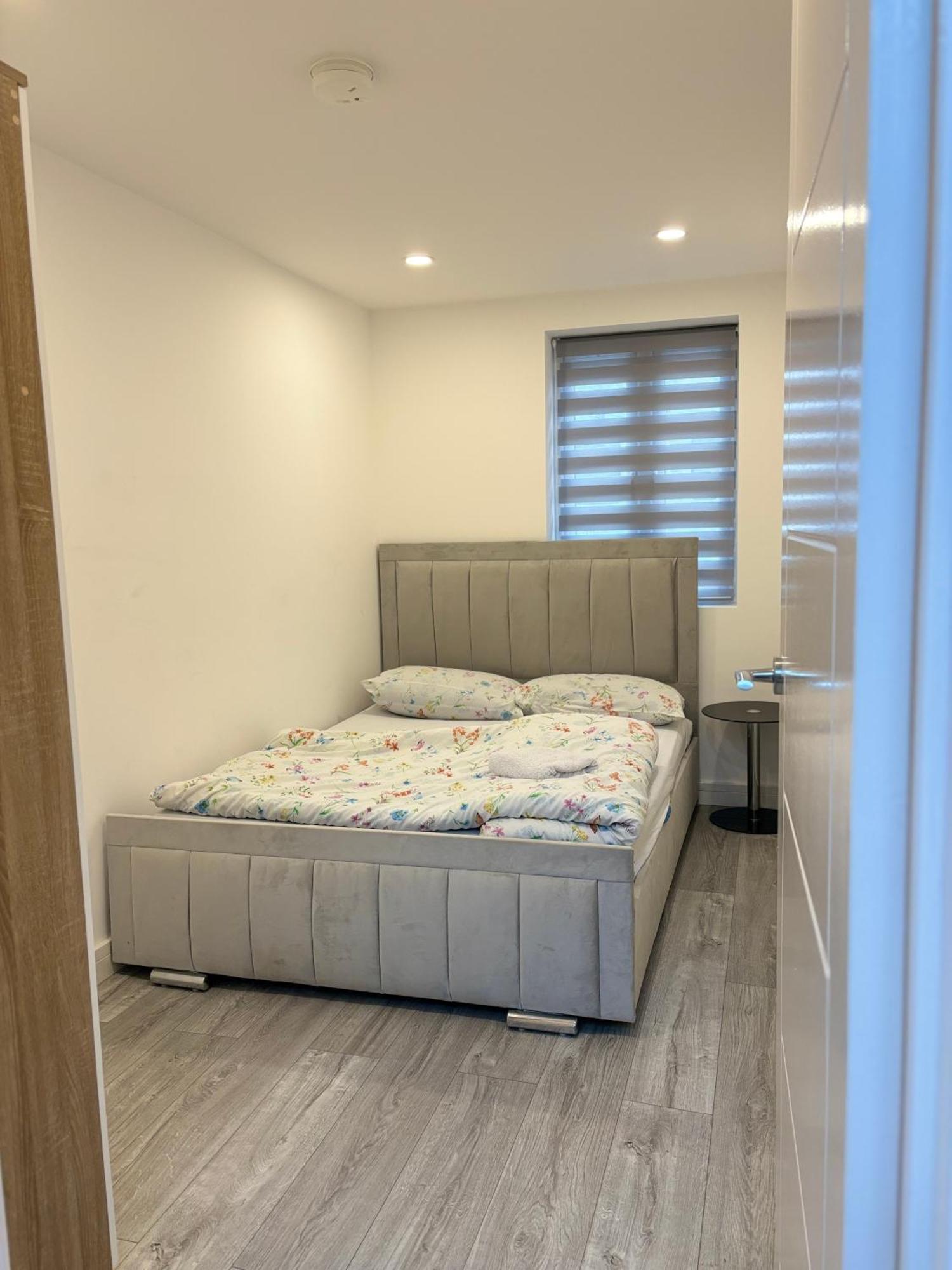 Newly Build 2Br Property With Free Parking ハイワイクーム エクステリア 写真
